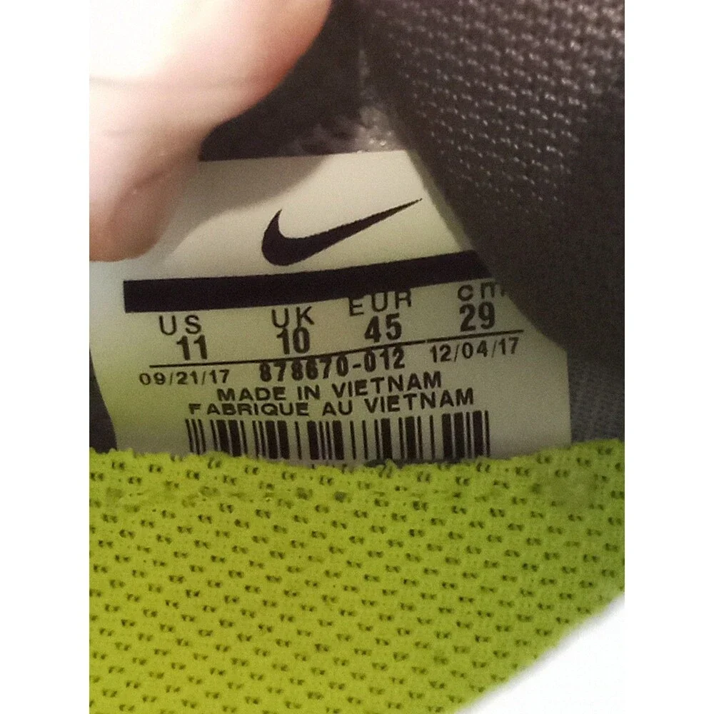 Nike product pair